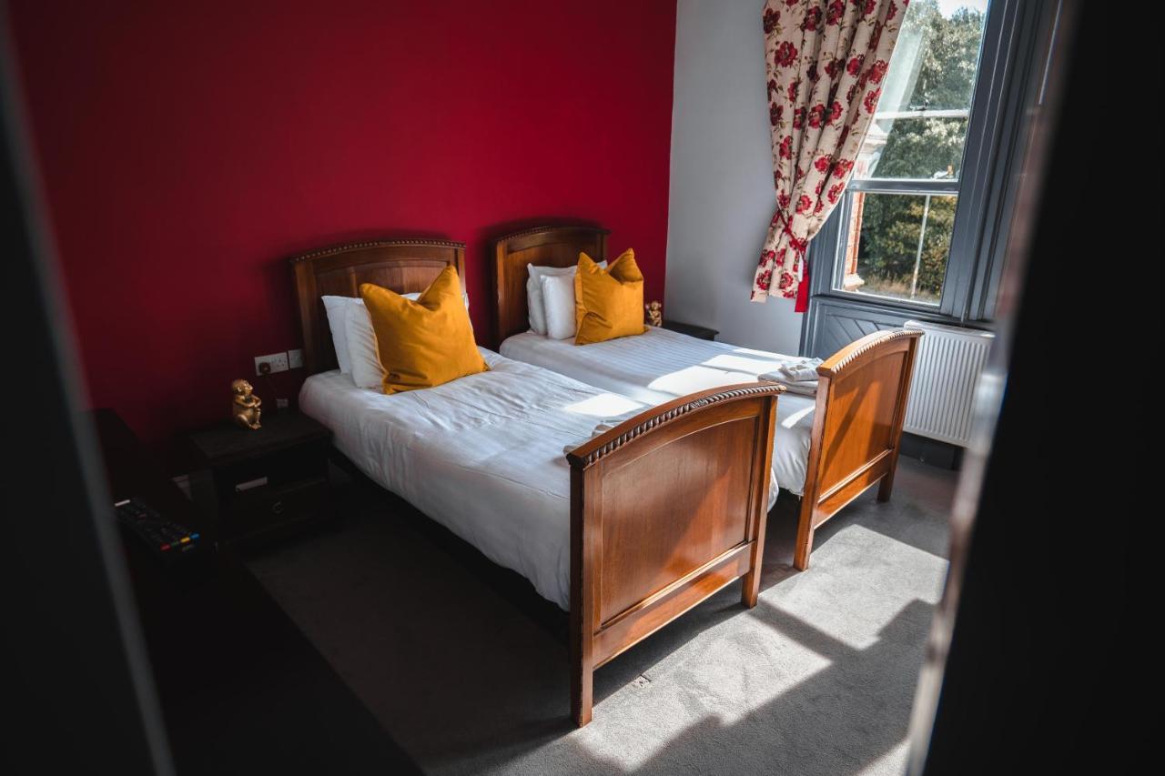 The Godwins Hotel Lugwardine Eksteriør billede